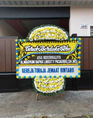 Papan Bunga Duka di Mimika Timur